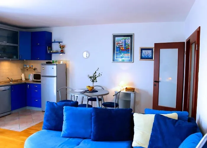 Suncana Obala - Sunny Coast - 5 Min Walk To The Apartment Novi Vinodolski