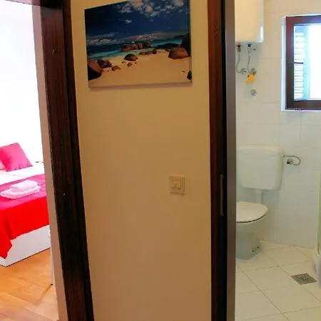 Suncana Obala - Sunny Coast - 5 Min Walk To The דירה *